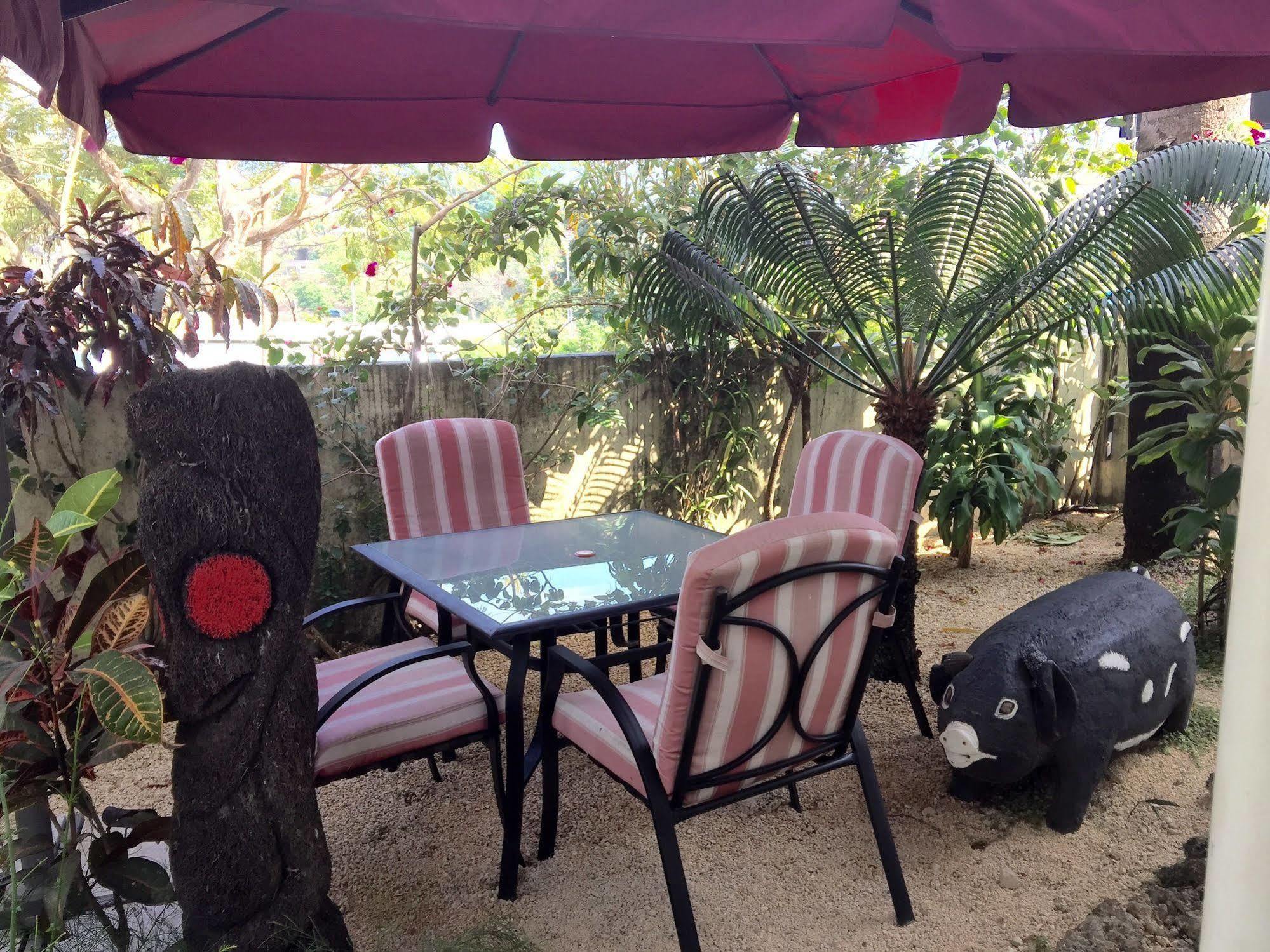 Travellers Budget Motel Port Vila Dış mekan fotoğraf